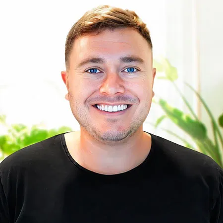 Andy Mewborn, Distribute